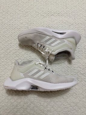 Adidas Alphatorsion 2 White Women’s Size 8